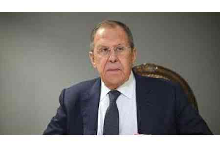Лавров: Нападки на Церковь в Армении вызывают озабоченность