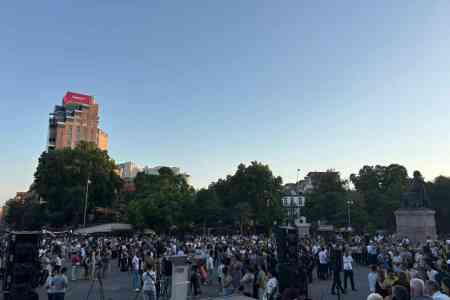 На площади Свободы Армении прошел митинг арцахцев с требованием обеспечения их прав