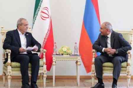 Iranian President on need to completely dispel Tehran`s concerns over  presence of third forces near common border