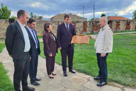 `Welcome to Bulgaria  - get undressed` - flagman.bg; RA MFA silent 