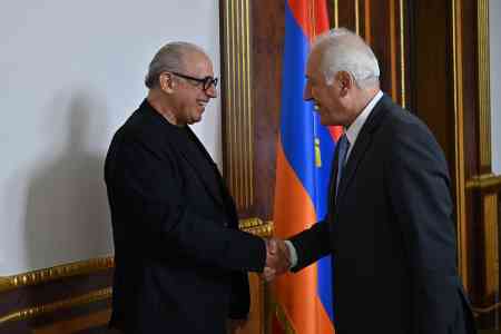 Armenian president hosts renowned Italian art critic Francesco Gallo  Mazzeo