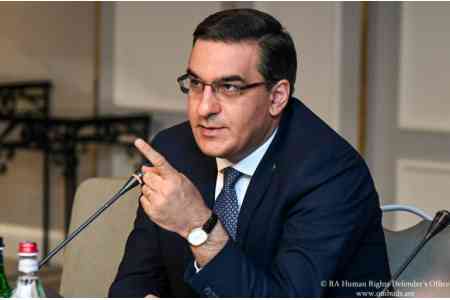 Թաթոյանը հերքում է. «Միասնության թևեր» կուսակցությունը որևէ արտաքին աղբյուրից, առավել ևս՝ Ռուսաստանից, ֆինանսավորում չի ստանում