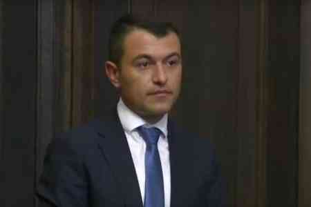 Глава Комитета Кадастра поблагодарил расстригу Степана Асатряна за проведение <очень насыщенной службы> в Ованаванке