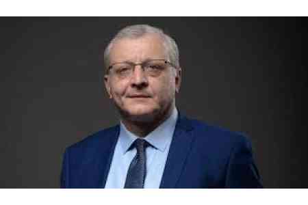 Armenian premier could settle church issue by force - expert 