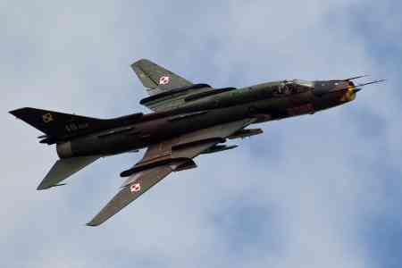 СМИ: Азербайджан поставляет истребители Су-22 Украине через Турцию, Судан и Германию