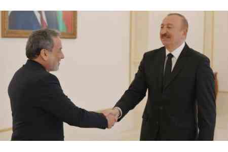 Глава МИД Ирана провел переговоры в Баку