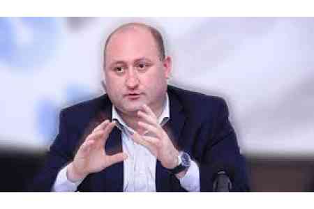 Փորձագետ. Անհասկանալի է, թե ինչու Թրամփը տետ-ա-տետ հանդիպում չունեցավ Փաշինյանի հետ, մինչդեռ, նման հանդիպում ունեցավ Ալիևի հետ