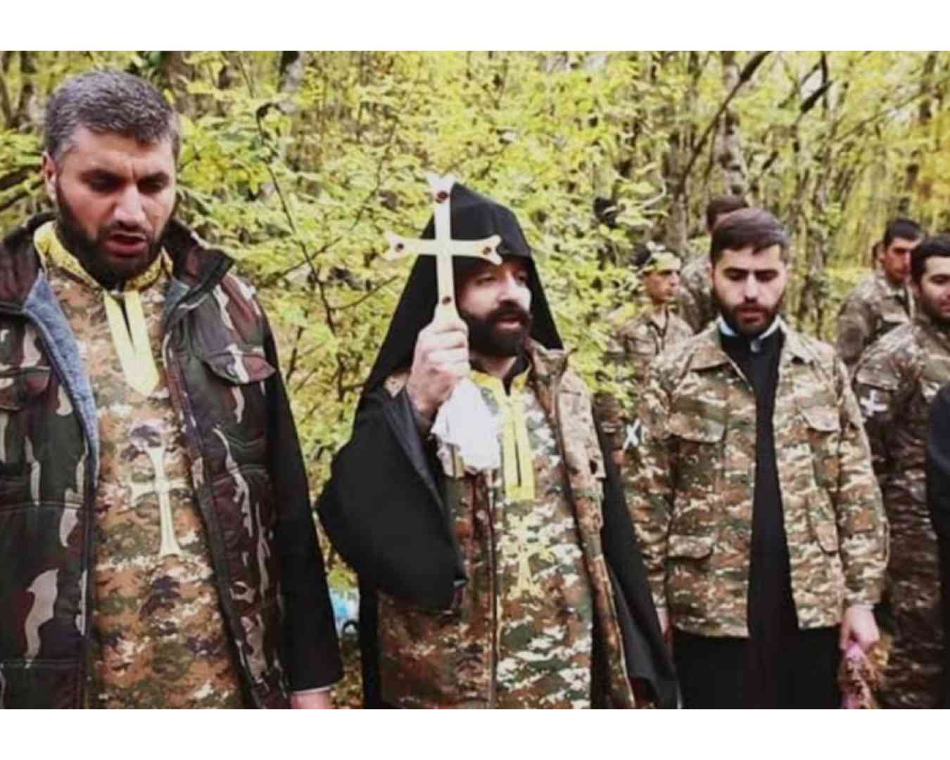 Оппозиционный депутат: министр обороны с 1 февраля упраздняет духовное предстательство в ВС Армении