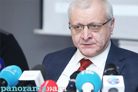 Политик: Проблема Армении не в угрозе внешнего вмешательства, а в кризисе внутренней политической легитимности