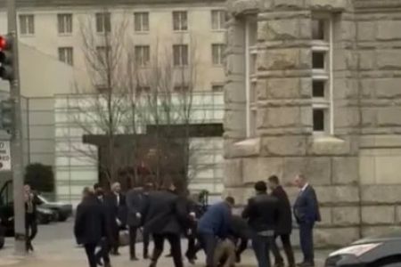 Azerbaijani president`s security guards beat Azerbaijani protesters  in Washington