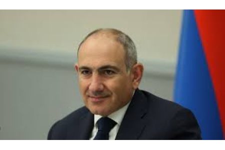 Премьер-министр РА направил поздравительные послания духовному лидеру и президенту Ирана