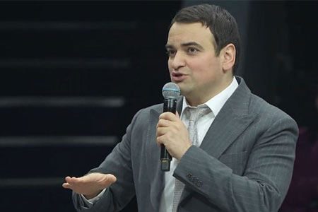 Нарек Карапетян: обеспечение занятости женщин станет одним из приоритетов партии "Сильная Армения"