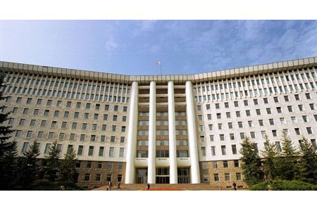 Парламент Молдовы дал "зеленый свет" на выход страны из СНГ