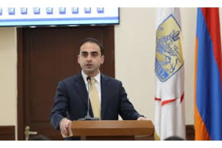  Mayor ordered public transportation drivers to assist with fare  collection