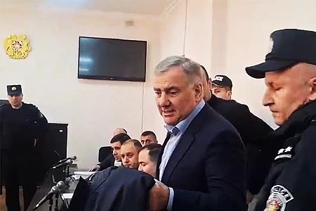 Антикоррупционный суд Армении перенес заседание по делу Самвела Карапетяна