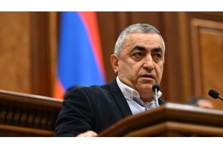 Армен Рустамян: если отношения с Россией не ухудшились, то почему президент РФ на камеру заявил о последствиях для Армении ухудшения отношений с РФ?