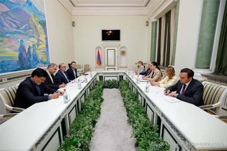 Iranian Ambassador, Prosecutor General of Armenia discuss bilateral  issues