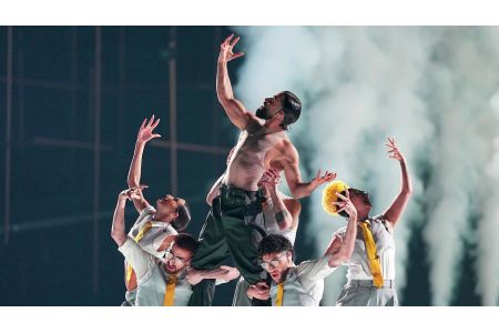 Simon`s dazzling performance at Eurovision