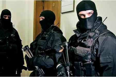 Armenian National Security Service officers are conducting searches  at the Mother Armenia party office and the home of a PAP MP in  Gyumri.