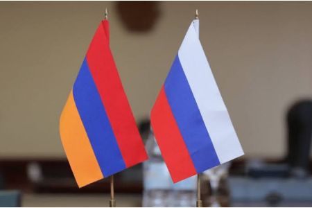 Российские дипломаты в Армении приняли участие в открытии первой Летней школы по демографии