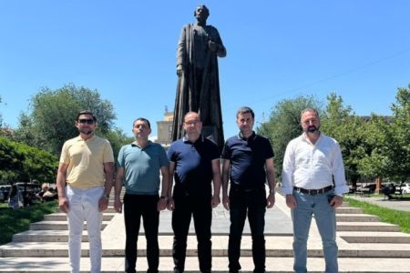 Инициатива пяти правозащитников решительно осуждает немыслимый процесс над Католикосом, оценивая его как нападение на ААЦ