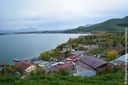 На озере Севан снесено 201 незаконно построенное здание