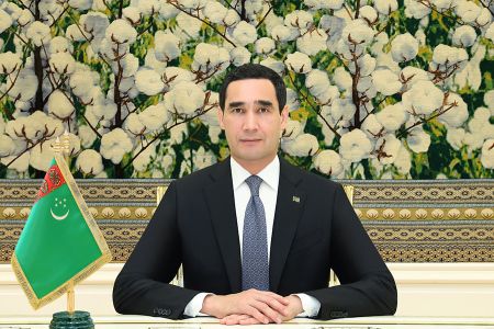 Президент Туркменистана принял министра иностранных дел Республики Таджикистан