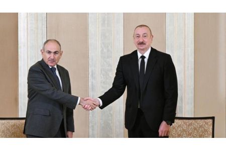 Армения и Азербайджан отмечают важность продолжения работы комиссий по демаркации госграниц