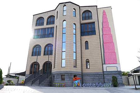 Մանկություն, որ սովորեցնում է մտածել. Մոնտեսսորիի զարգացումը Converse Leasing-ի աջակցությամբ