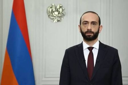 Арарат Мирзоян поздравил Мухтара Тлеуберди с назначение на пост главы МИД Казахстана