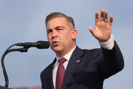 Майк Кэри призвал Конгресс оказать давление на Азербайджан с целью освобождения всех армянских заложников, удерживаемых в Баку