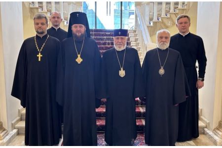 Cooperation between the Armenian Apostolic Church and the Russian Orthodox Church was discussed in Yerevan.