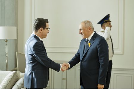 The Armenian Prime Minister bid farewell to the Brazilian Ambassador