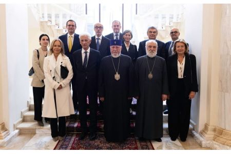 The Catholicos of All Armenians highly praised the humanitarian mission of the Calouste Gulbenkian Foundation