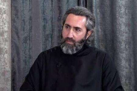 Отец Асохик раскритиковал власти Армении за игнорирование интересов Армянской церкви при взаимодействии с ЮНЕСКО