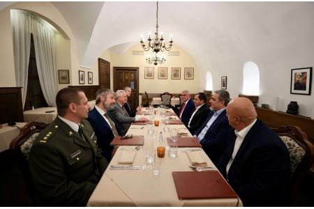Armenia and the Czech Republic discussed cooperation in the defense sector